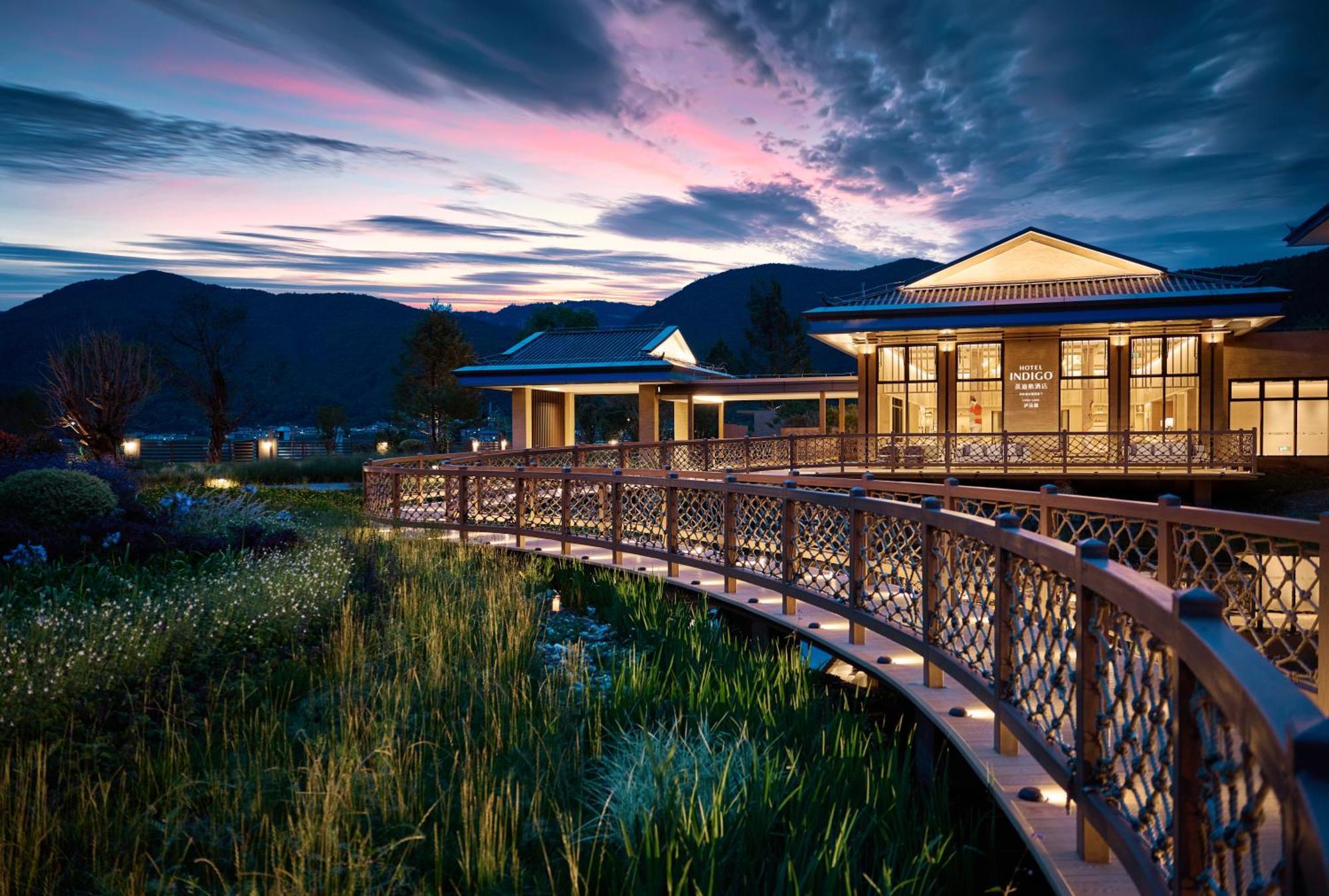 Hotel Indigo Lugu Lake By Ihg Lijiang  Buitenkant foto